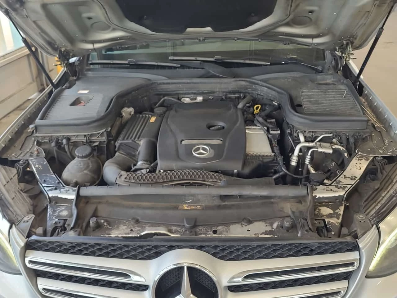 Mercedes-Benz GLC 300  * CARFAX * ОПЦИЯ ЗА ФИНАНСИРАНЕ, снимка 17 - Автомобили и джипове - 55365806
