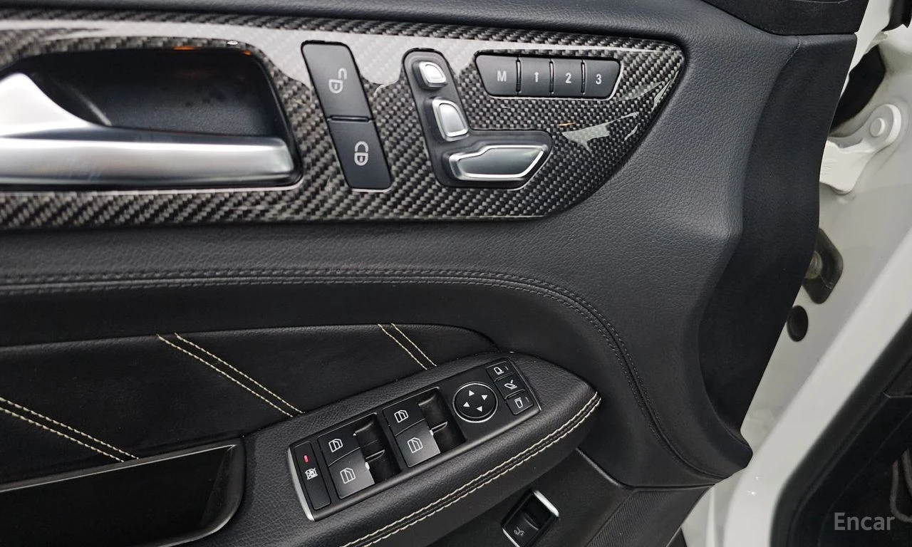 Mercedes-Benz GLE 63 AMG HARMON* KARDON* ОБДУХВАНЕ* ДИСТРОНИК* 360КАМЕРА* , снимка 6 - Автомобили и джипове - 55486546