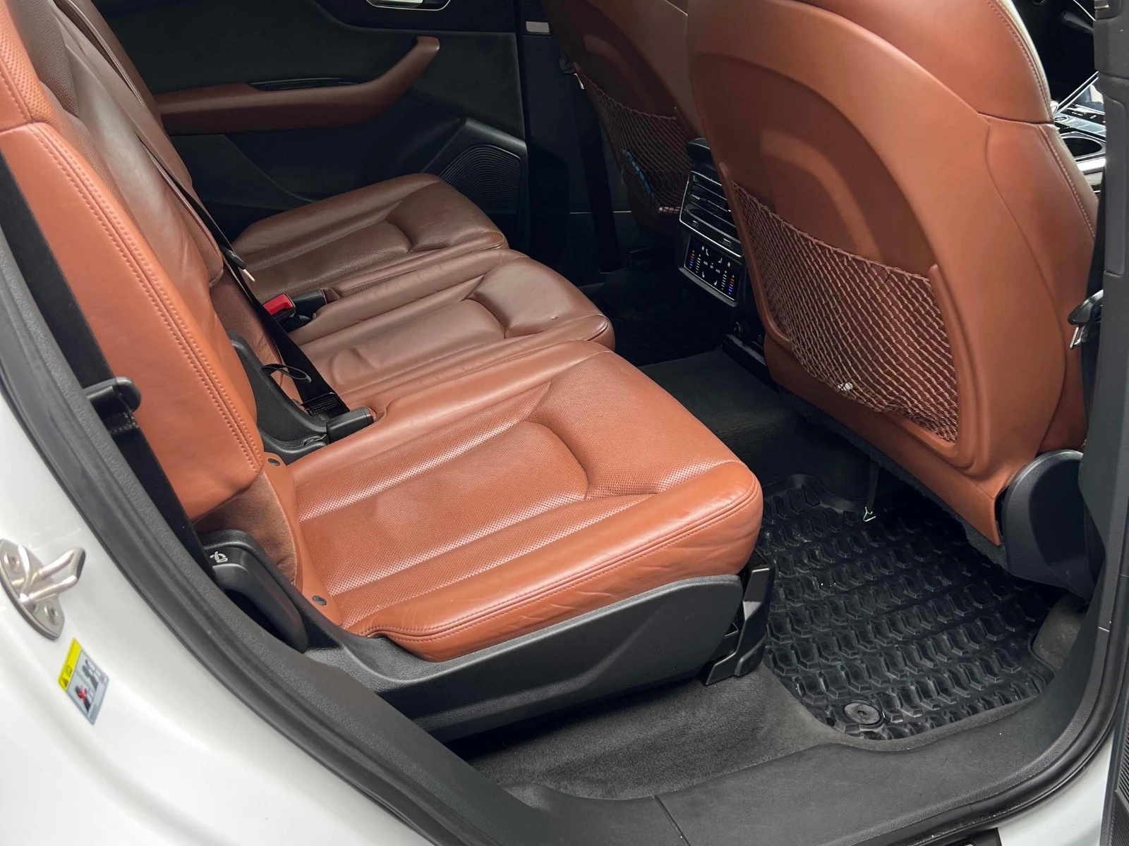 Audi Q7 TECHNIK 3D B&O MASSAGE ЦЕНА ДО БЪЛГАРИЯ АВТОКРЕДИТ, снимка 11 - Автомобили и джипове - 55607727
