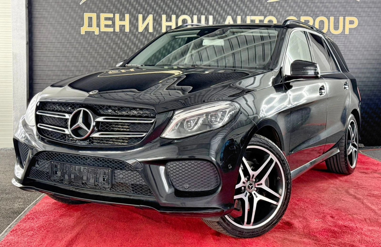 Mercedes-Benz GLE 350 Mercedes-Benz GLE 350d 4MATIC AMG Line / PANORAMA , снимка 2 - Автомобили и джипове - 55833814