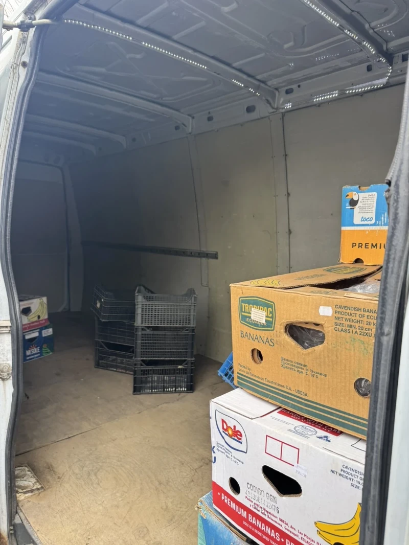 Iveco 35c13 Макси* Б кат* Двойна Гума, снимка 12 - Бусове и автобуси - 52888272