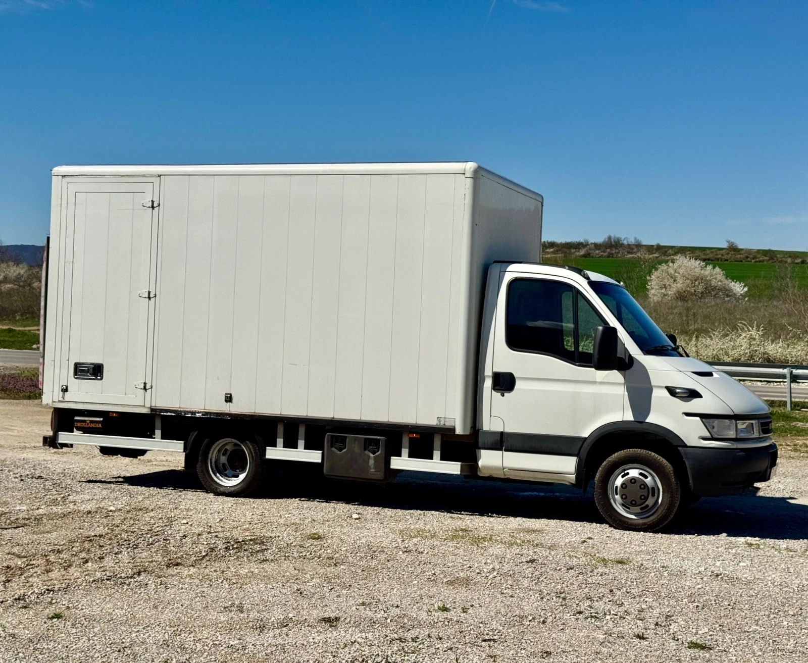 Iveco Daily ПАДАЩ БОРД* СТРАНИЧНА ВРАТА* СЕРВИЗНА ИСТОРИЯ, снимка 8 - Бусове и автобуси - 55808609