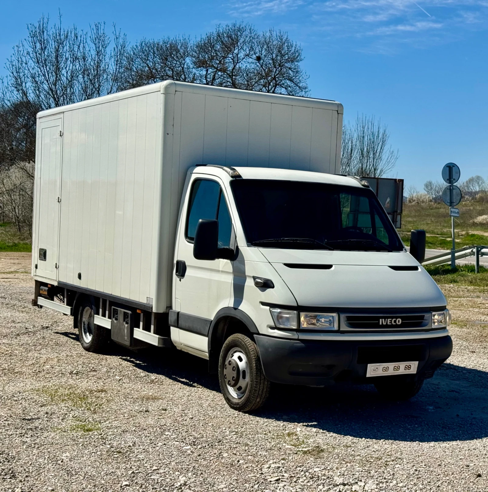 Iveco Daily ПАДАЩ БОРД* СТРАНИЧНА ВРАТА* СЕРВИЗНА ИСТОРИЯ, снимка 9 - Бусове и автобуси - 55808609