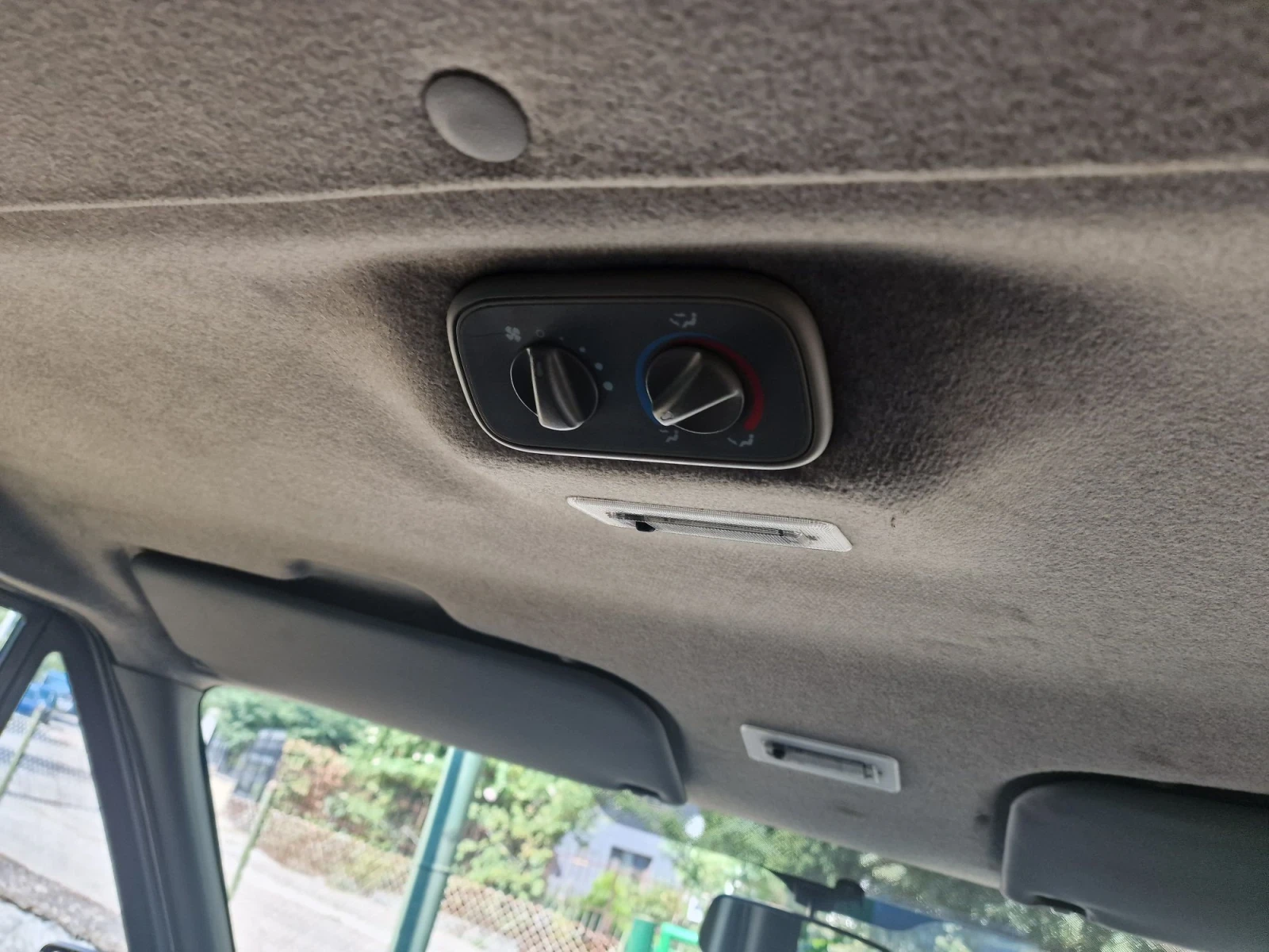 Ford Transit 2.0 TDCI  101 коня, снимка 9 - Бусове и автобуси - 56713697