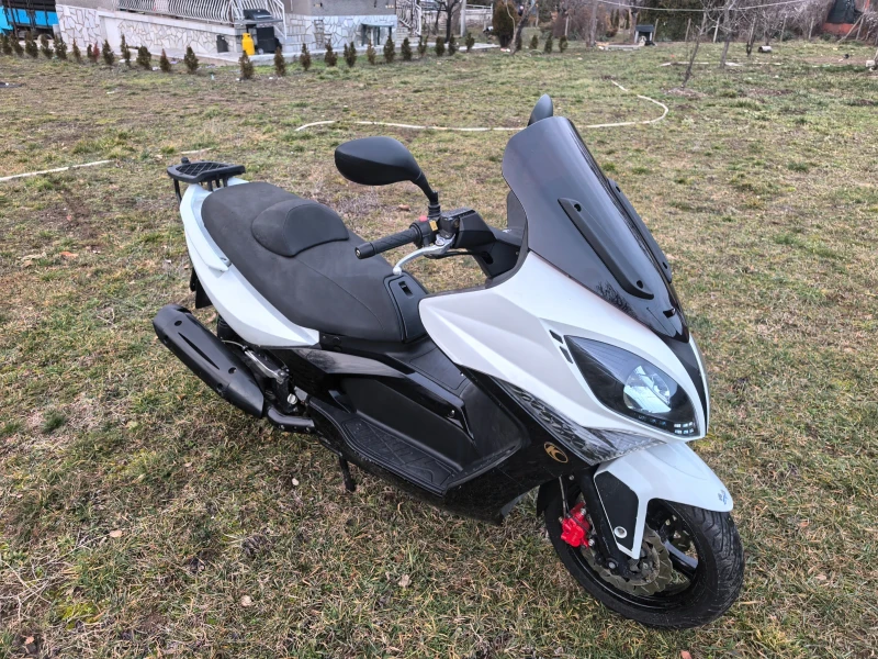 Kymco Xciting R300i, снимка 9 - Мотоциклети и мототехника - 53420938