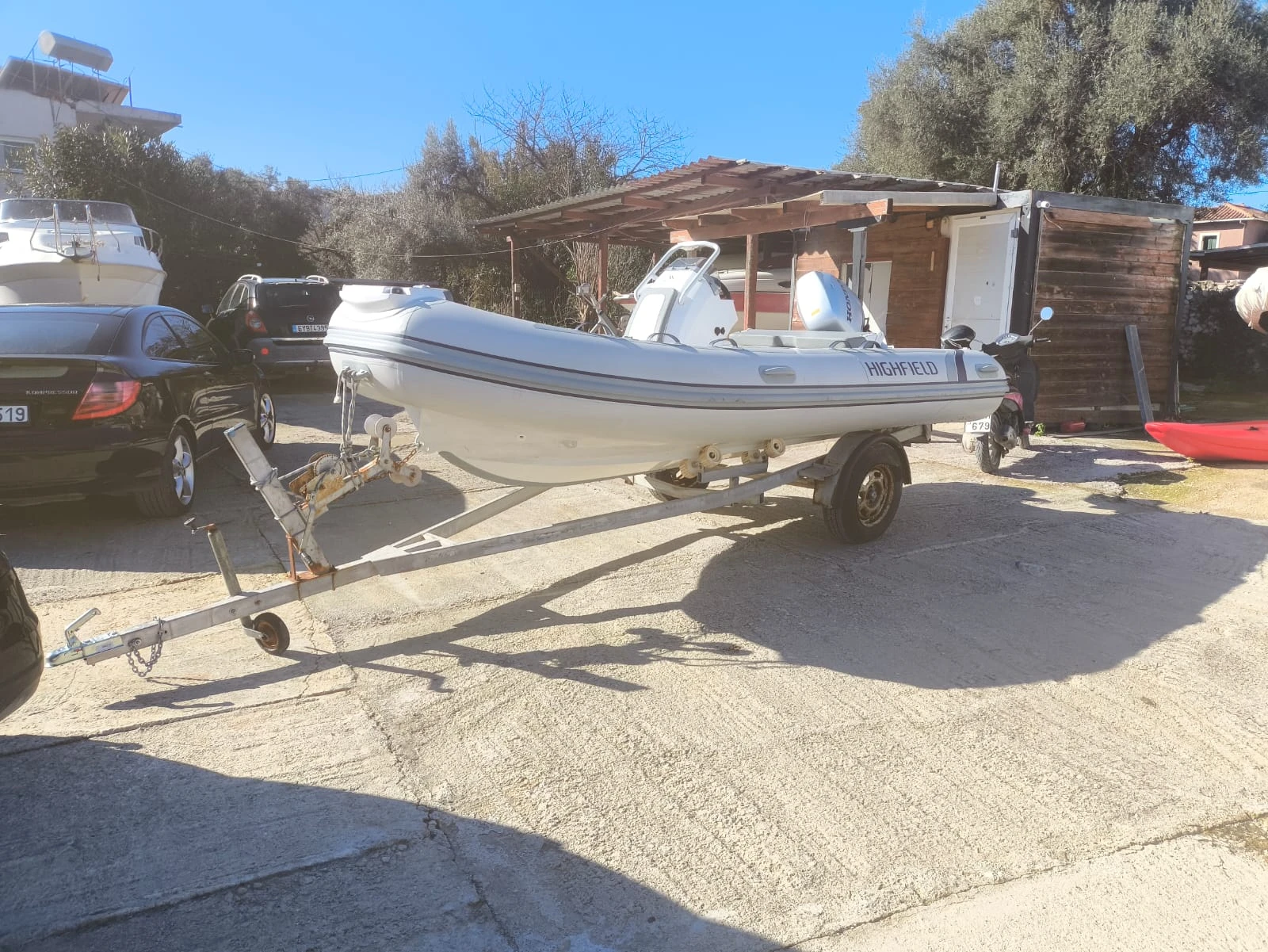 Надуваема лодка Highfield CL 420 - изображение 3