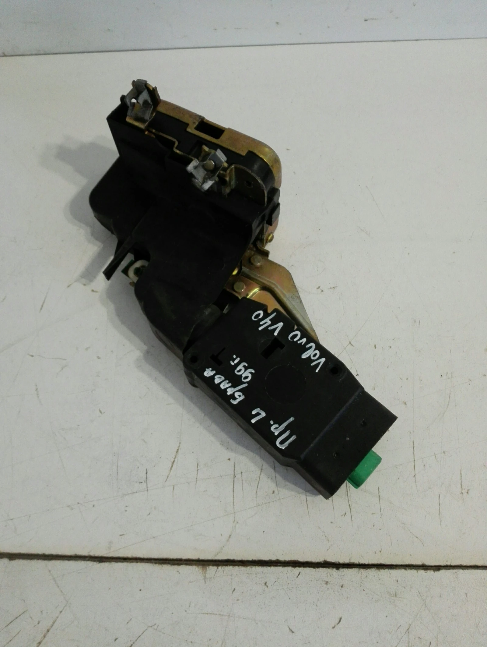 ����� ����� ������ ���� ����� �40 | Mobile.bg � ����������� 1