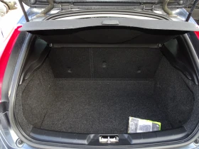 Volvo V40 D2 1.6D EURO 5B, снимка 15