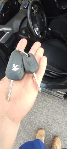 Peugeot 208 1.6 HDI, снимка 17