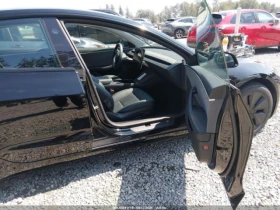 Tesla Model 3 Long Range* КОЖА* ПОДГРЕВ* ОДБУХВАНЕ* ПАНО* КАМЕРА, снимка 5