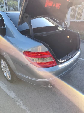 Mercedes-Benz C 200 CGI, снимка 10