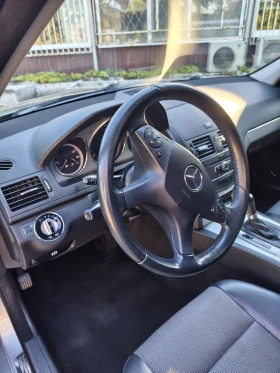 Mercedes-Benz C 200 CGI, снимка 2