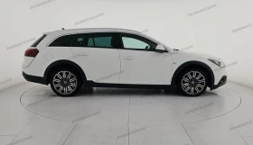 Opel Insignia 2.0 CDTI Cosmo AWD Дизел Автоматични 163 h, снимка 6