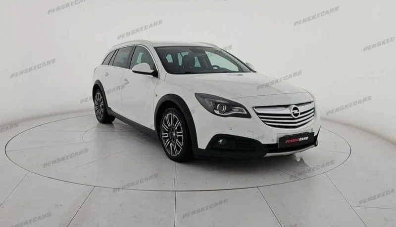 Opel Insignia 2.0 CDTI Cosmo AWD Дизел Автоматични 163 h, снимка 2 - Автомобили и джипове - 48542106