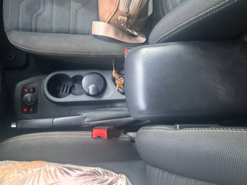 Ford Connect TOURNEO-Long, снимка 10 - Автомобили и джипове - 52105239