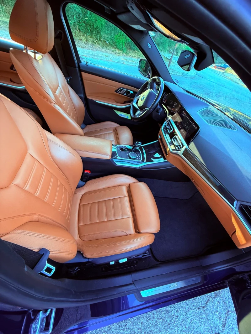 BMW 330 xDrive* HEAD UP* KEYLESS* AMBIENT* FULL LED* КОЖА*, снимка 9 - Автомобили и джипове - 52192154