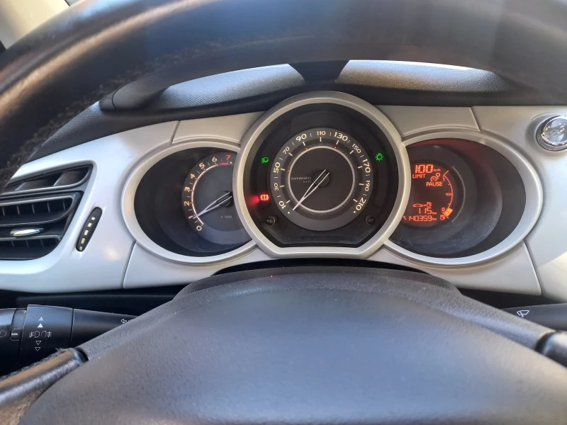 Citroen C3, снимка 6 - Автомобили и джипове - 52345091