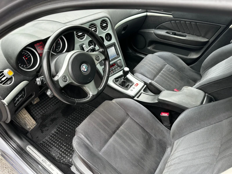 Alfa Romeo 159 1.9 JTD-M + ДЖАНТИ  СЪС ЗИМНИ ГУМИ, снимка 8 - Автомобили и джипове - 51942366
