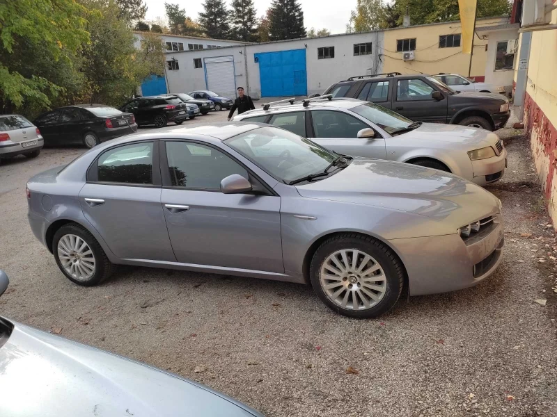 Alfa Romeo 159 1.9 JTD-M + ДЖАНТИ  СЪС ЗИМНИ ГУМИ, снимка 4 - Автомобили и джипове - 51942366