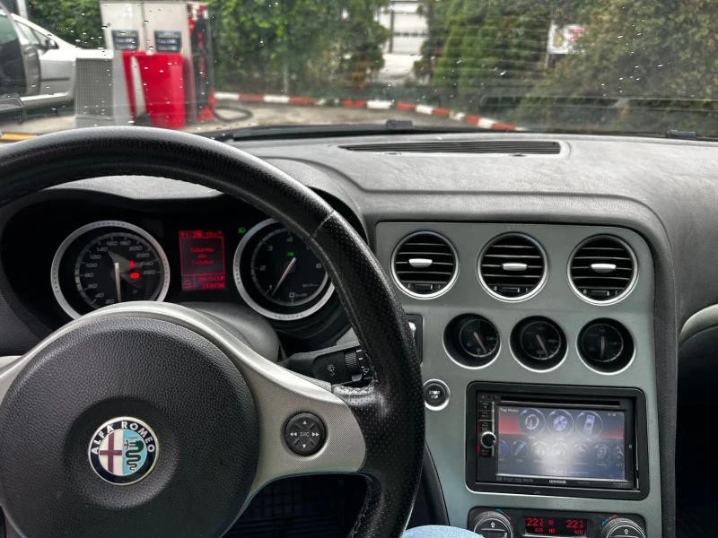 Alfa Romeo 159 1.9 JTD-M + ДЖАНТИ  СЪС ЗИМНИ ГУМИ, снимка 9 - Автомобили и джипове - 51942366