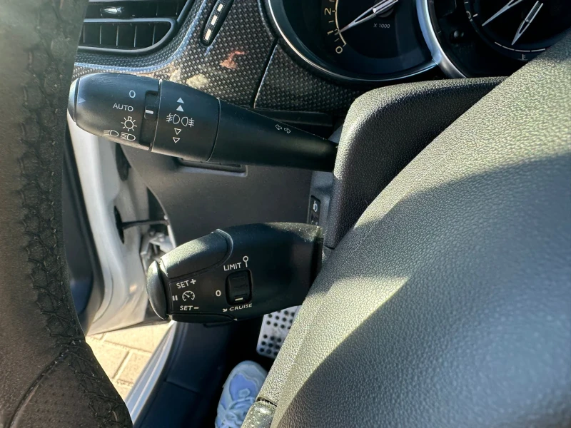 Citroen DS3 1.6Turbo/Напълно обслужен, снимка 12 - Автомобили и джипове - 53231602