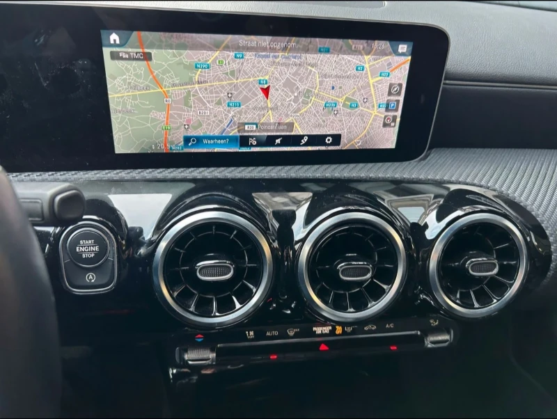 Mercedes-Benz A 180 Virtual Camera Limousine , снимка 14 - Автомобили и джипове - 53263395