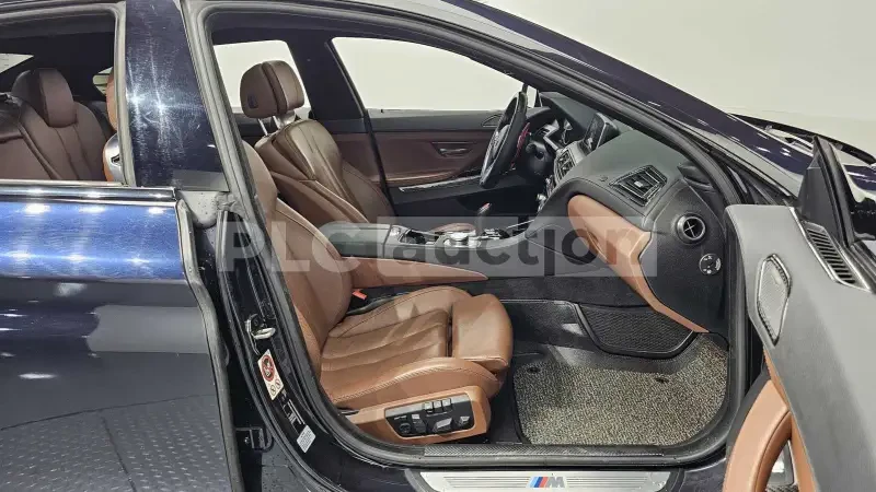 BMW 640 M-PACK* HARMAN KARDON* ОБДУХ* 360 CAM* HUD* , снимка 11 - Автомобили и джипове - 54077691