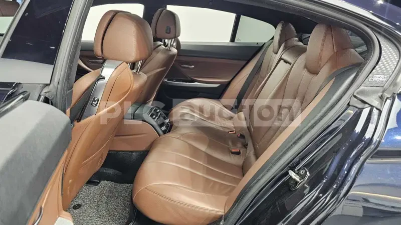 BMW 640 M-PACK* HARMAN KARDON* ОБДУХ* 360 CAM* HUD* , снимка 12 - Автомобили и джипове - 54077691