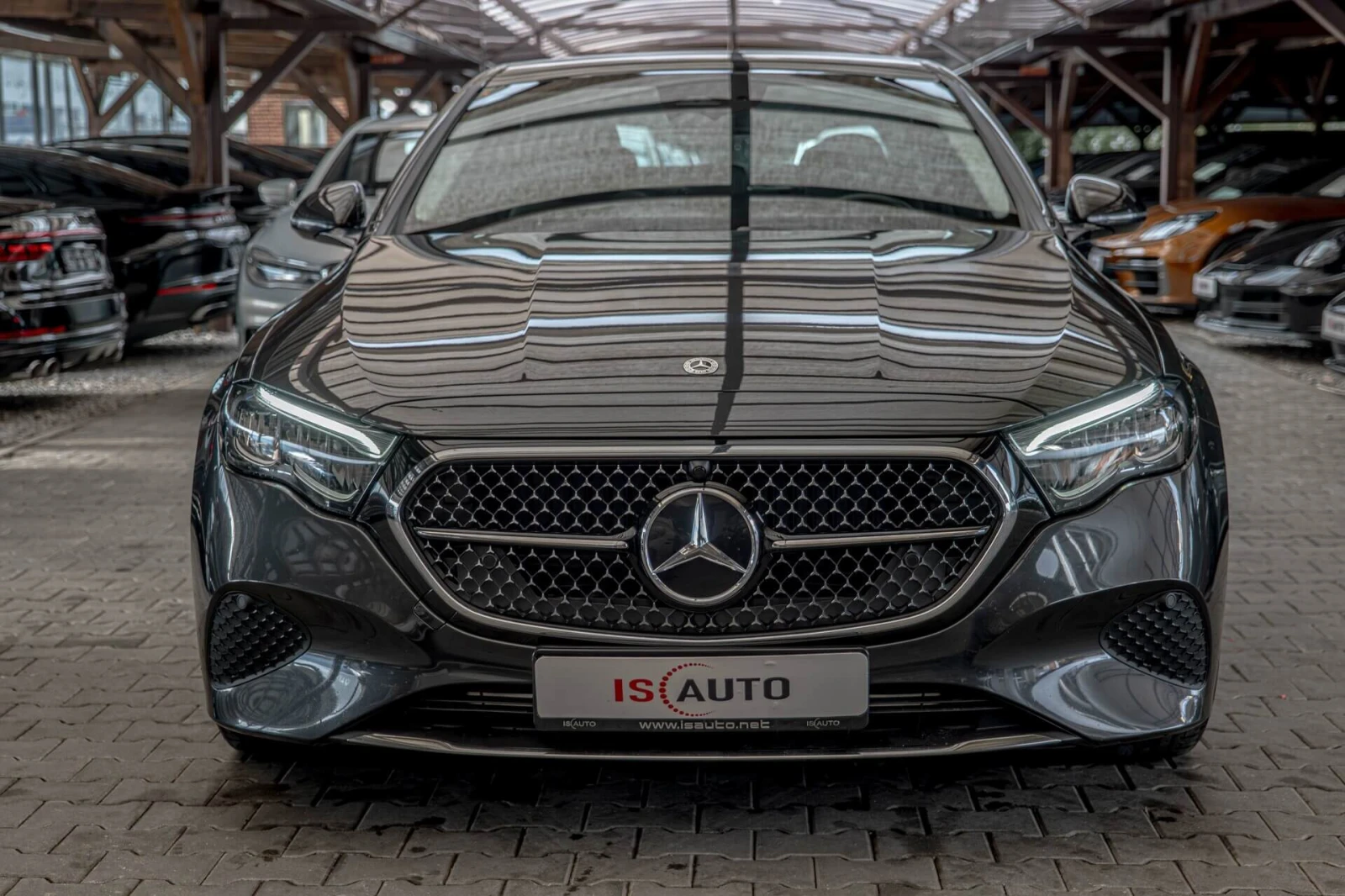 Mercedes-Benz E 220 d/Avantgarde/Virtual/Панорама/MBUX/Pre-Safe/Therma, снимка 1