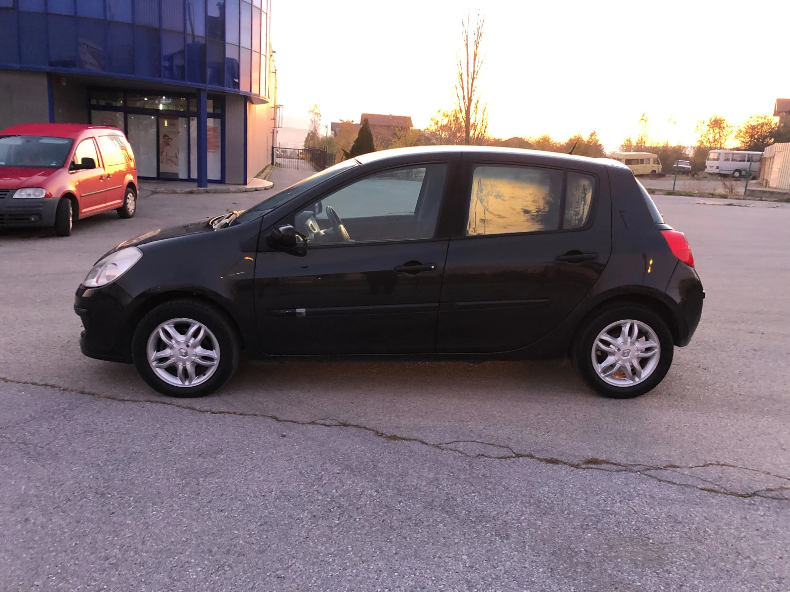 Renault Clio 1.5 DCI Климатроник - изображение 5