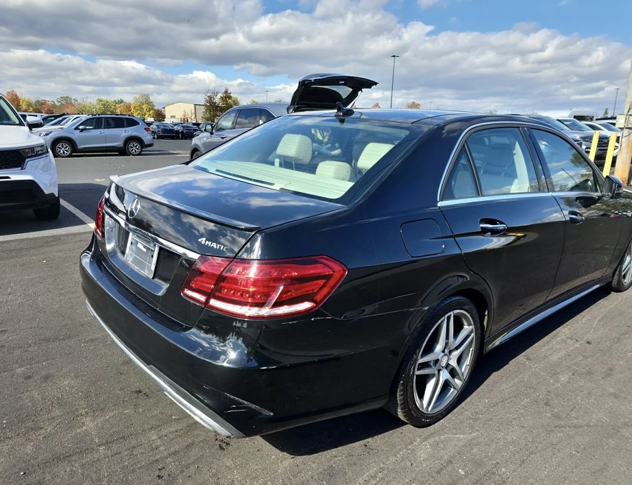 Mercedes-Benz E 350 Подгрев* Keyless* Harman/kardon - изображение 2