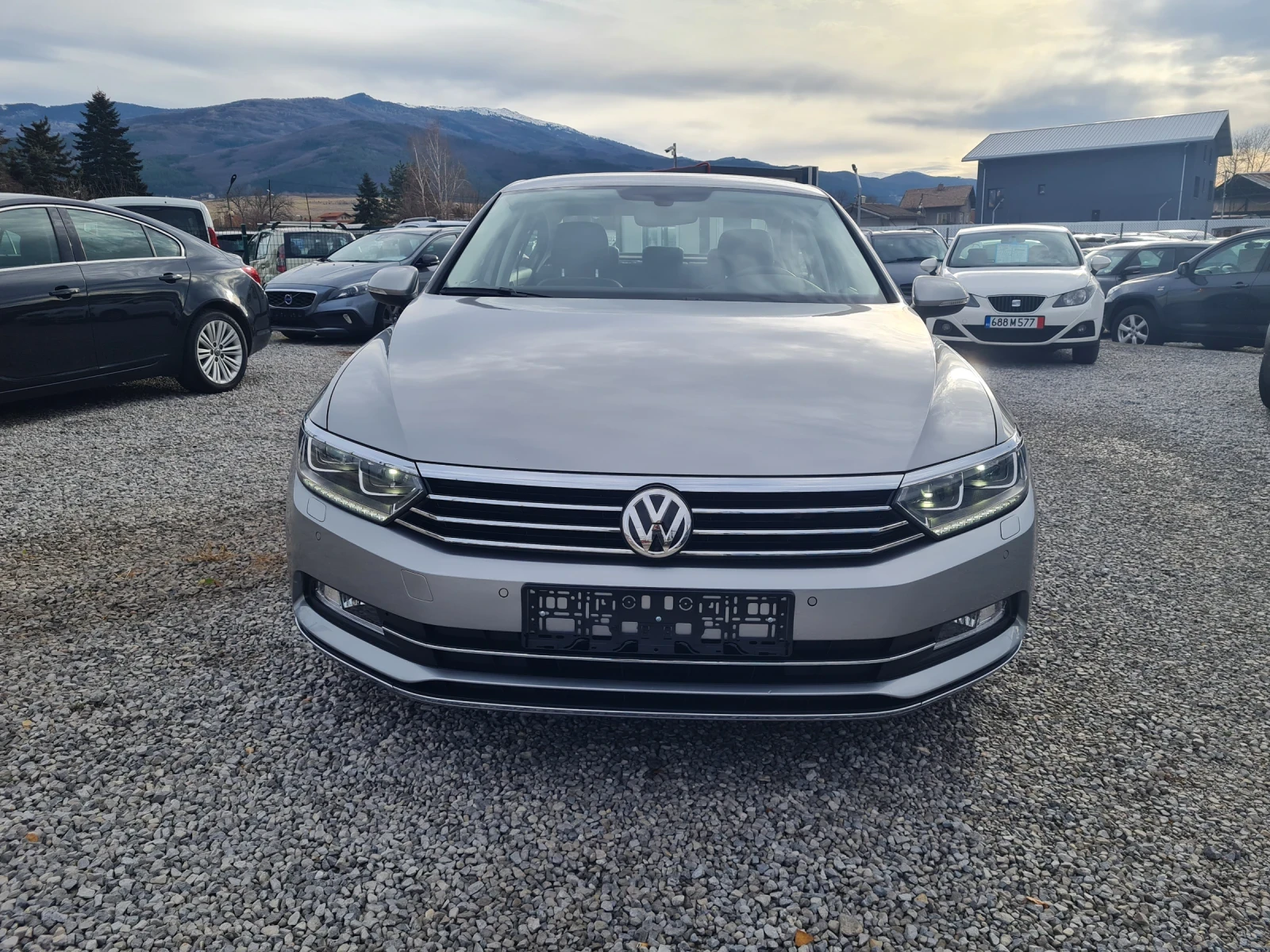 VW Passat HIGHLINE!!DISTRONIC!!DSG!!NEW 52000 KM!!! - [1] 