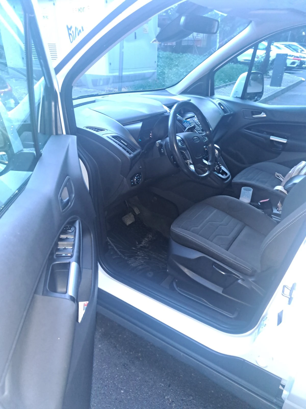 Ford Connect TOURNEO - изображение 9