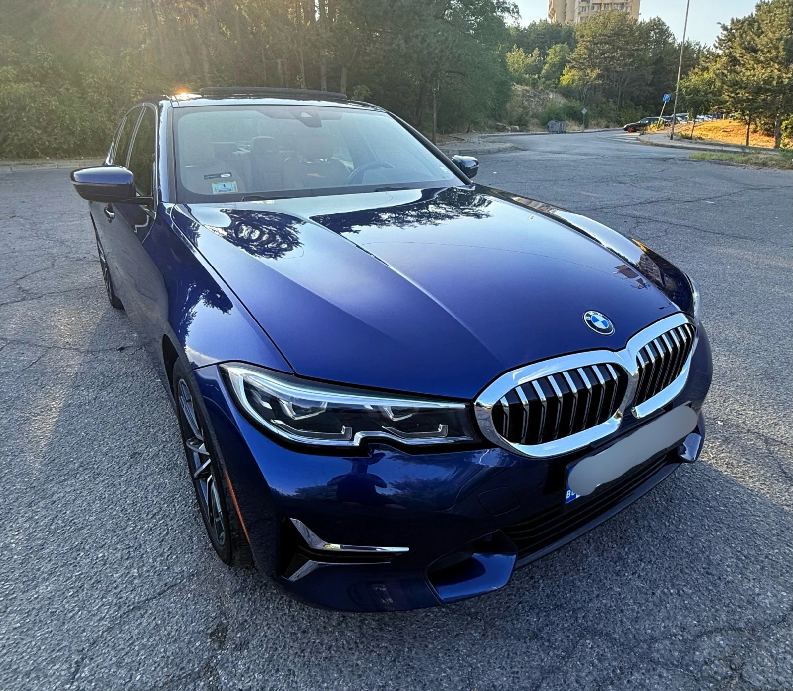 BMW 330 xDrive* HEAD UP* KEYLESS* AMBIENT* FULL LED* КОЖА* - изображение 6