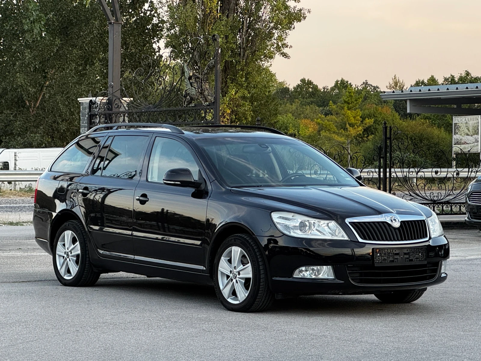 Skoda Octavia 1.4TSI АВТОМАТ DSG 7СКОРОСТИ - изображение 3