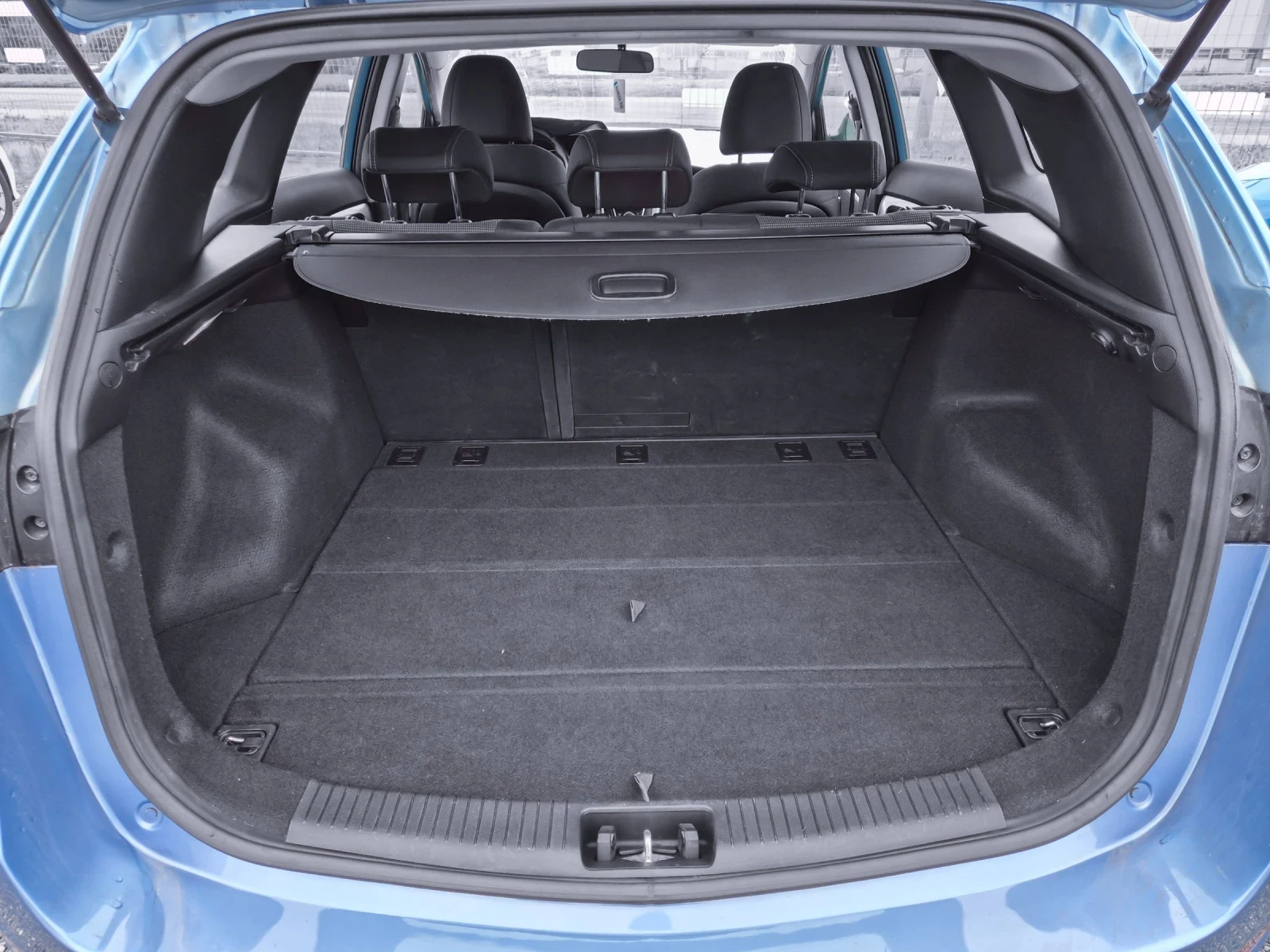 Hyundai I30 1.6 D Топ състояние - изображение 9