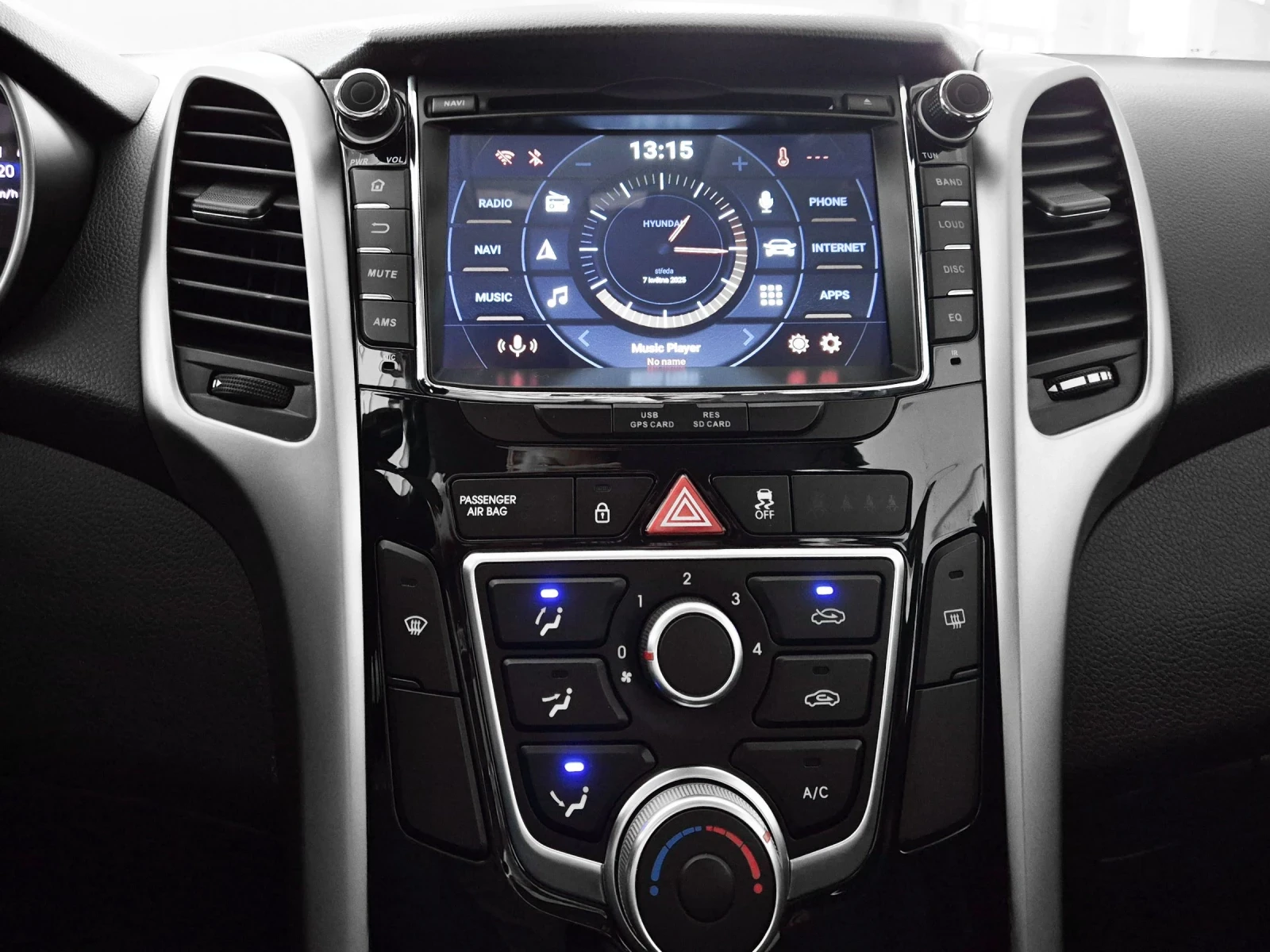 Hyundai I30 1.6 D Топ състояние - изображение 6