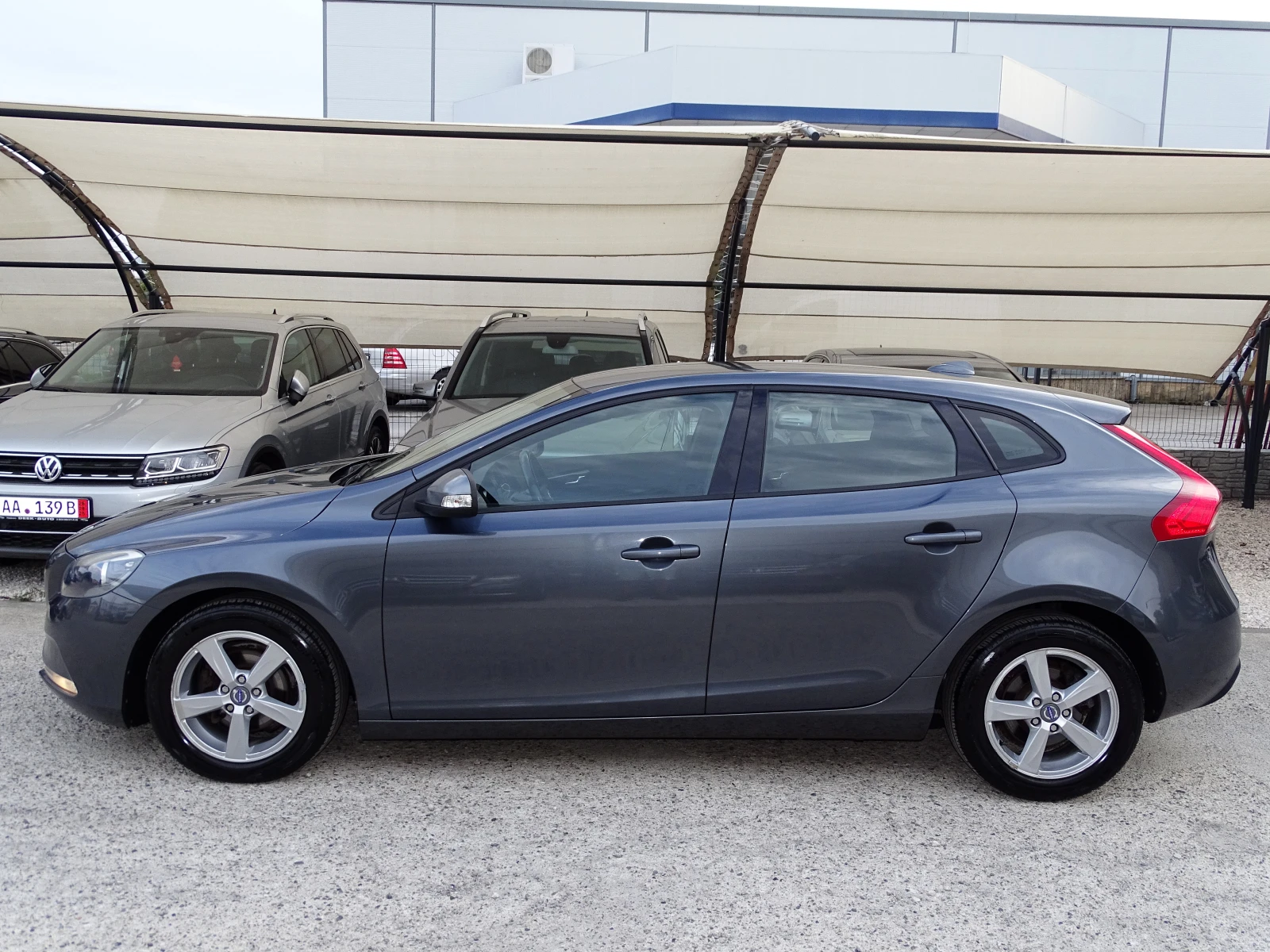 Volvo V40 D2 1.6D EURO 5B - изображение 5