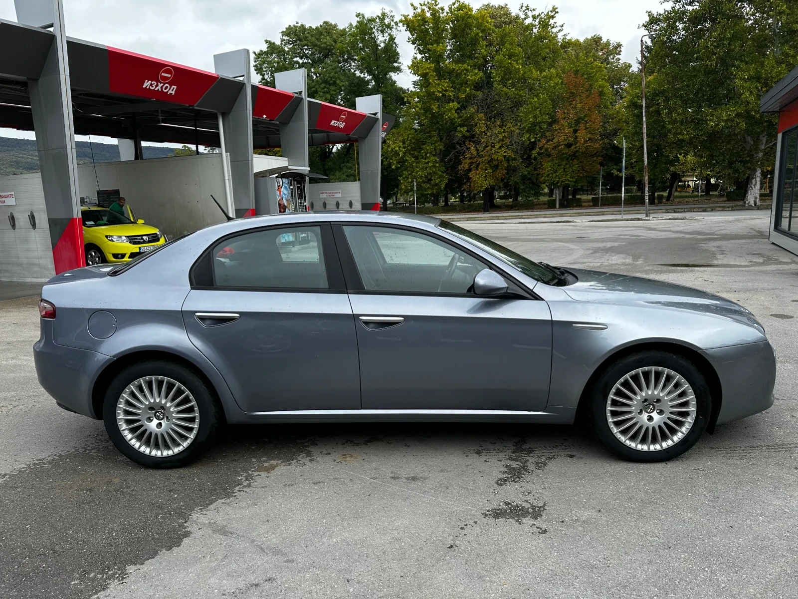 Alfa Romeo 159 1.9 JTD-M - изображение 3
