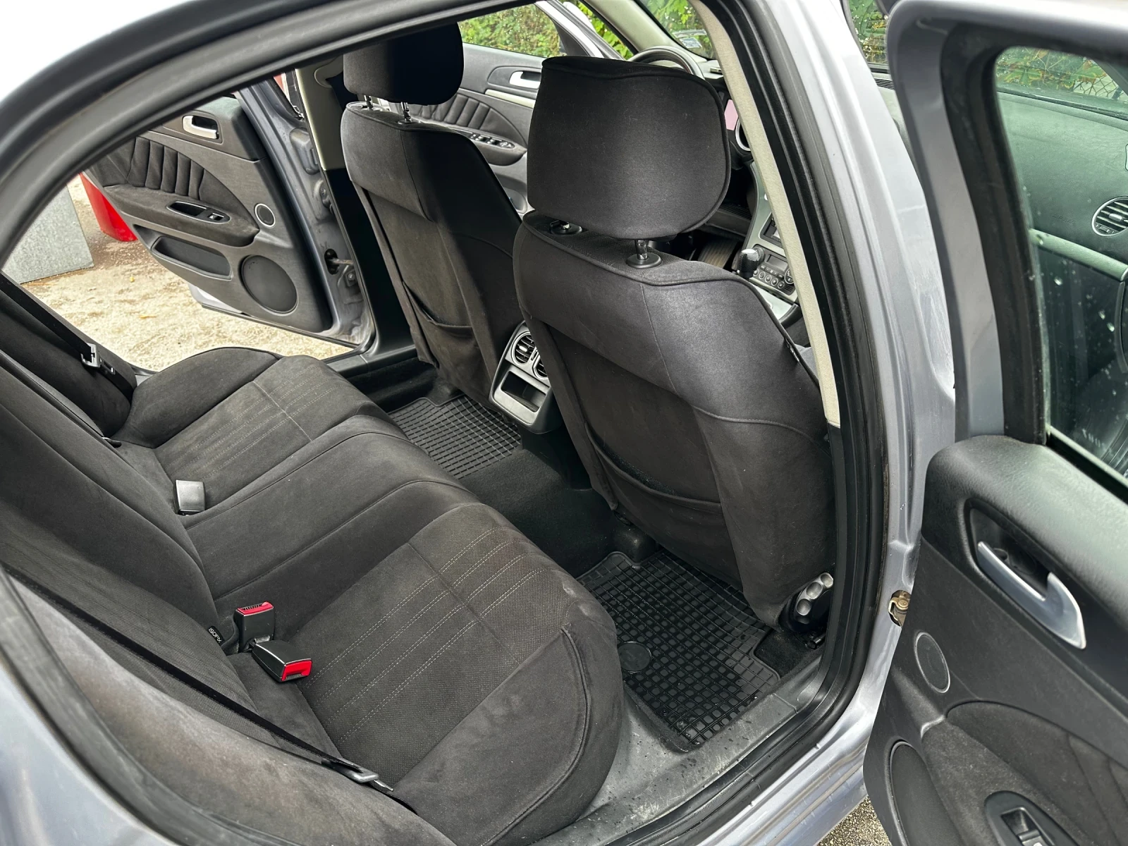 Alfa Romeo 159 1.9 JTD-M - изображение 10