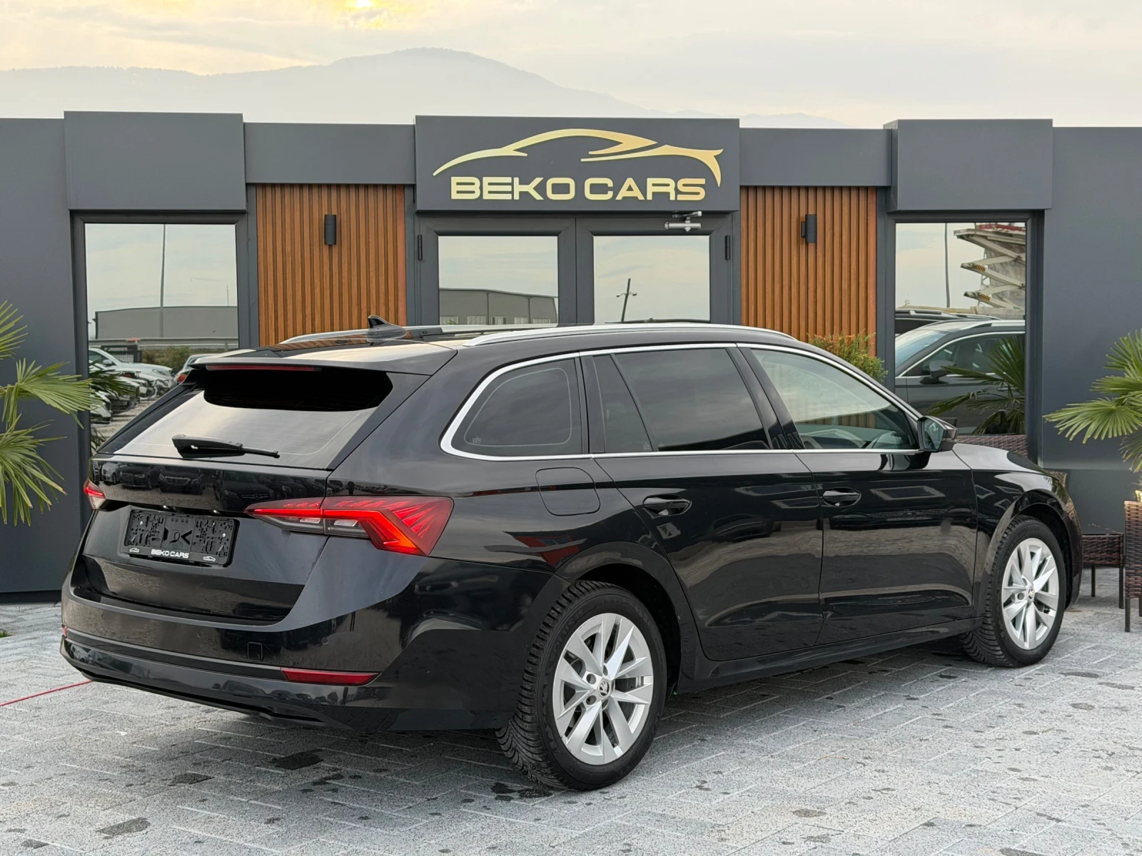 Skoda Octavia Нов внос от Дания! - изображение 5