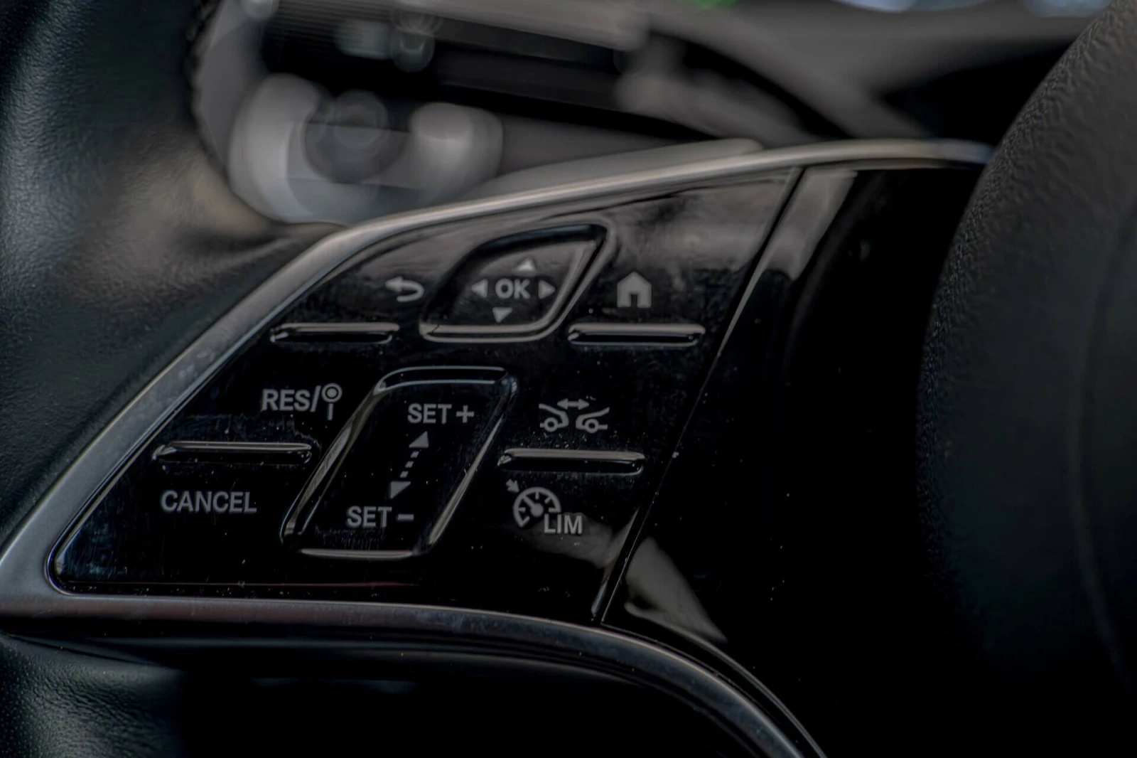 Mercedes-Benz E 220 d/Avantgarde/Virtual/Панорама/MBUX/Pre-Safe/Therma - изображение 10