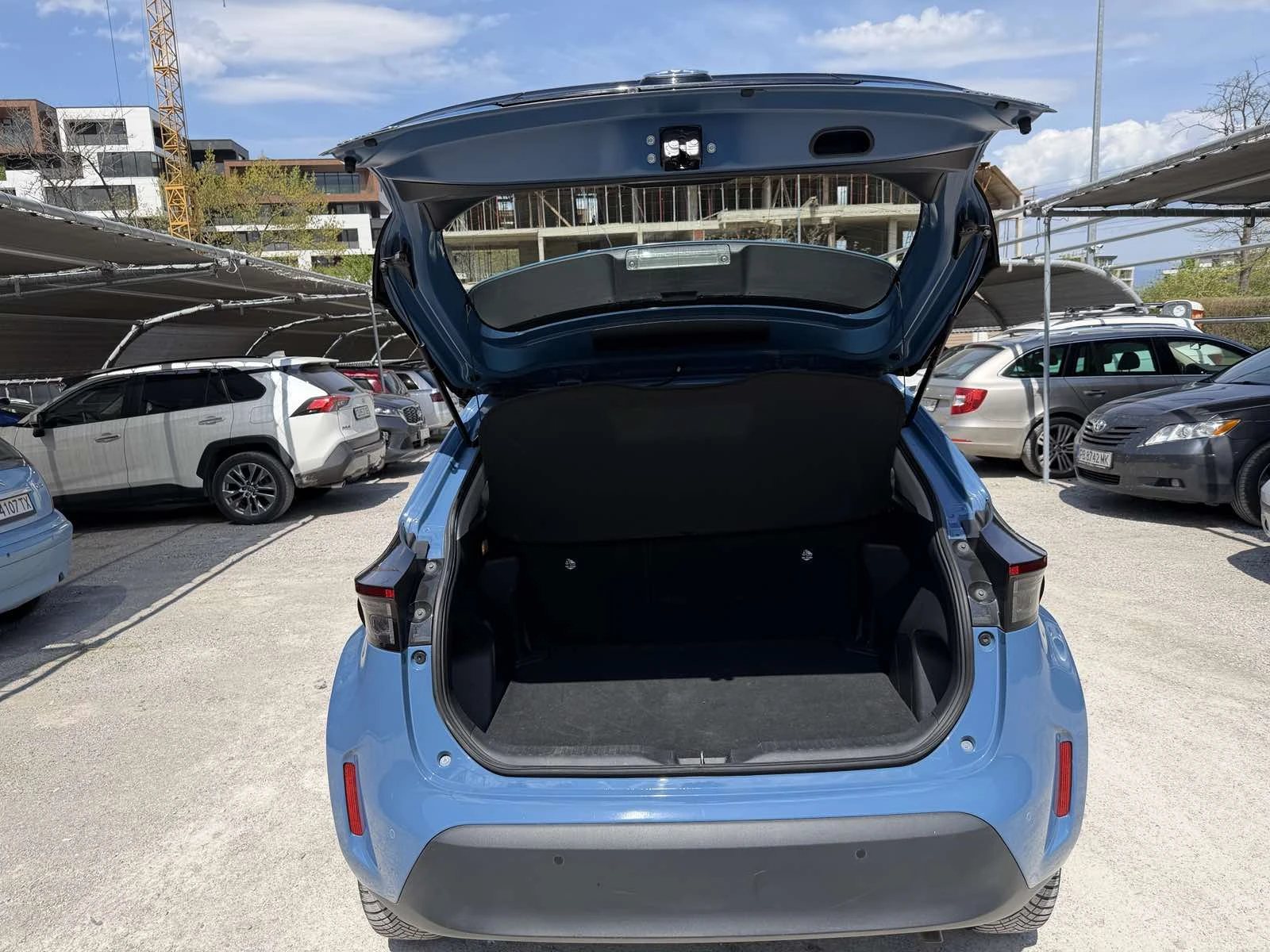 Toyota Yaris Cross, снимка 11 - Автомобили и джипове - 54343154