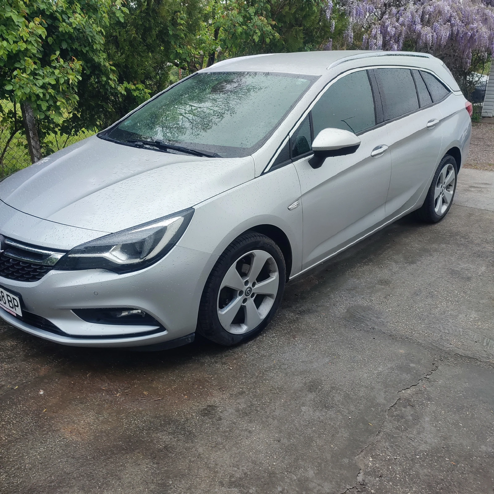 Opel Astra 1.6cdti РЕАЛНИ км., снимка 2 - Автомобили и джипове - 54366801