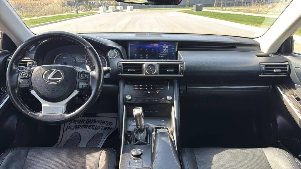 Lexus IS 300 AWD* ОБДУХВАНЕ* ПОДГРЕВ* КАМЕРА* ШИБЕДАХ, снимка 8 - Автомобили и джипове - 54371865