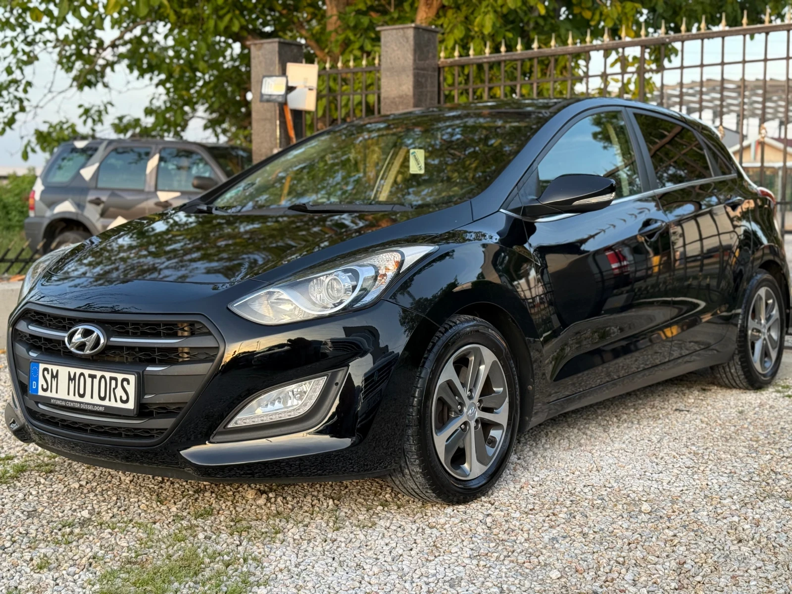 Hyundai I30 FIFACUP/NAVI/CAMERA, снимка 3 - Автомобили и джипове - 54676931