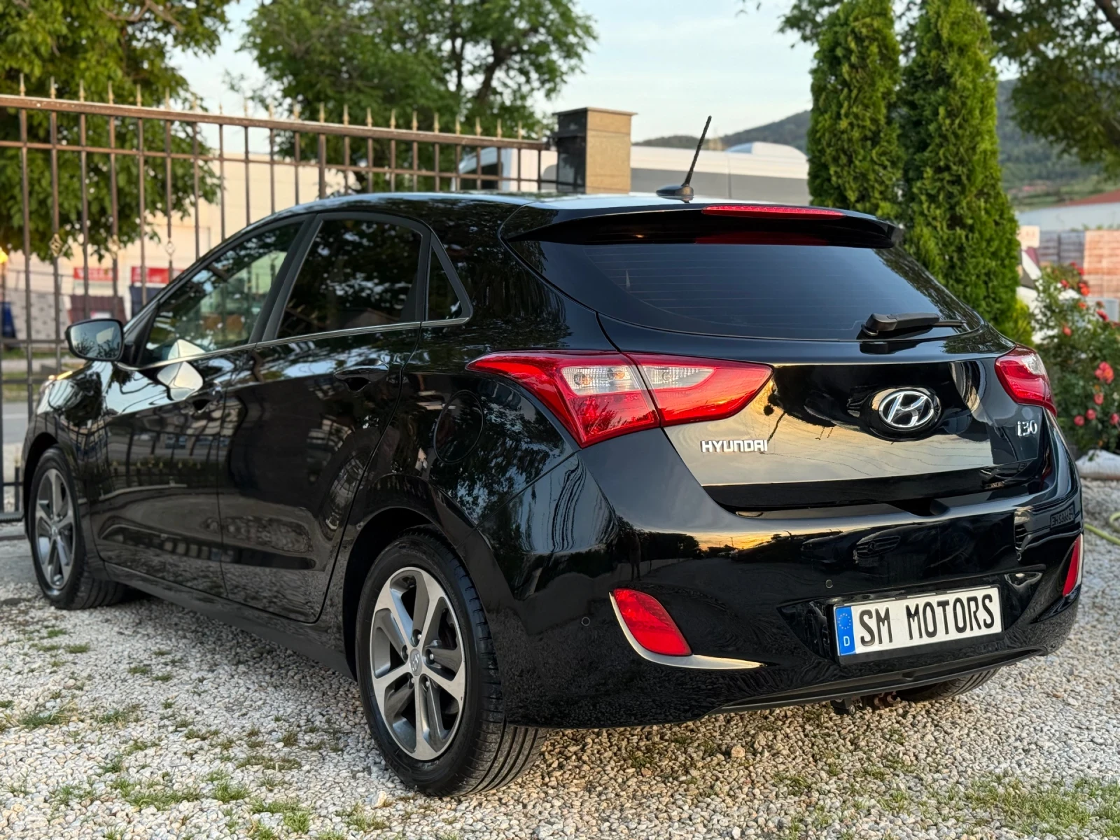 Hyundai I30 FIFACUP/NAVI/CAMERA, снимка 15 - Автомобили и джипове - 54676931