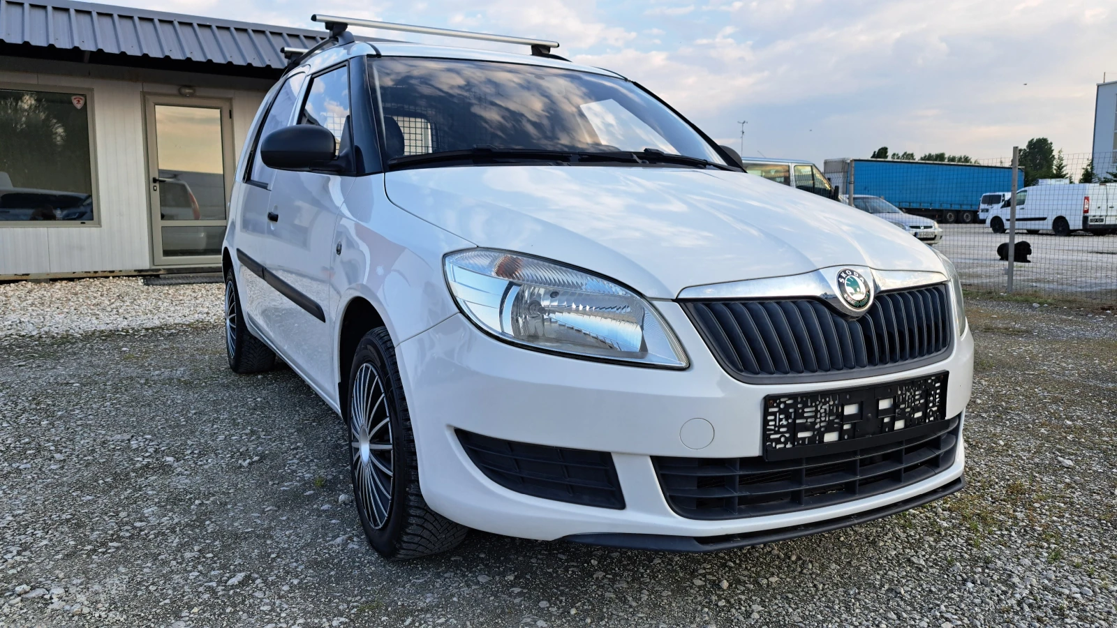 Skoda Praktik КЛИМАТИК-EURO 5, снимка 2 - Автомобили и джипове - 54828531