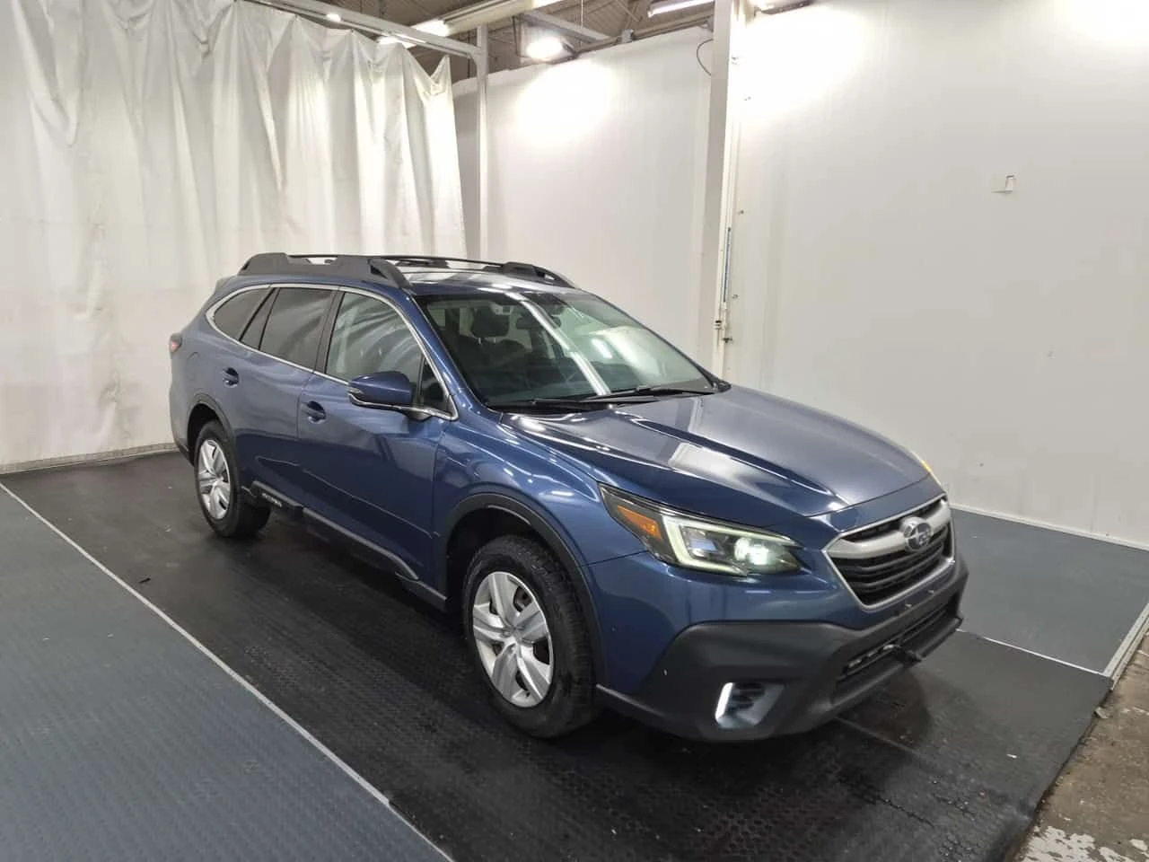 Subaru Outback CONVENIENCE | CARFAX | БЕЗ ПЪРВОНАЧАЛНА ВНОСКА, снимка 3 - Автомобили и джипове - 54887758