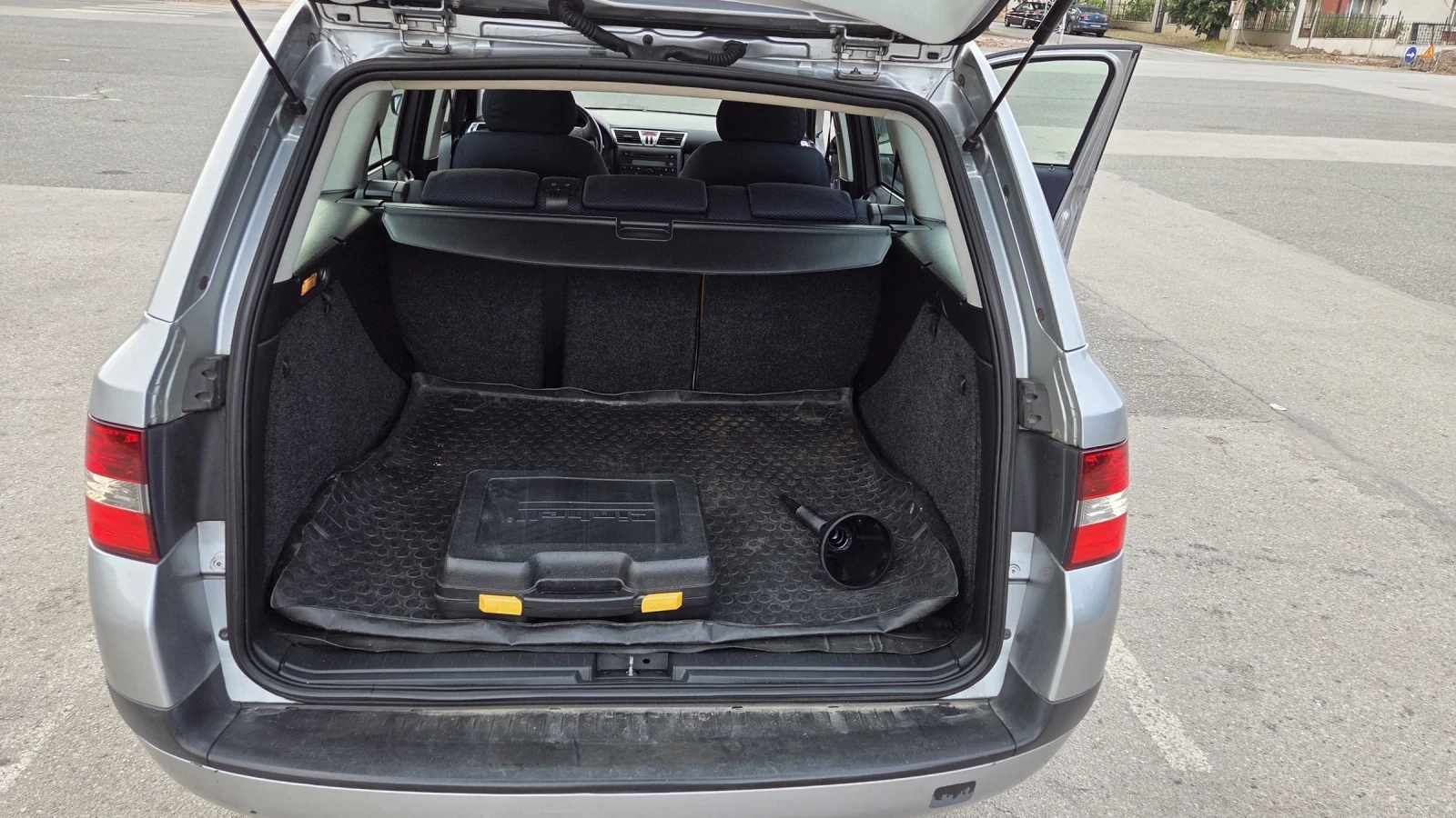 Fiat Stilo 1.9 Multijet, снимка 11 - Автомобили и джипове - 55014195